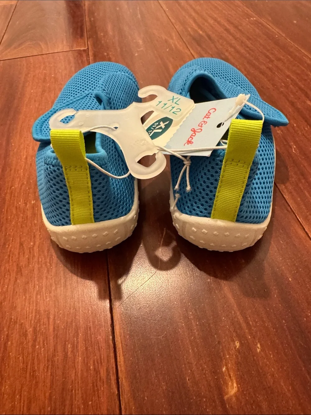 NWT Kid’s Cat & Jack Light Blue Mesh Water Shoes. Size 11/12